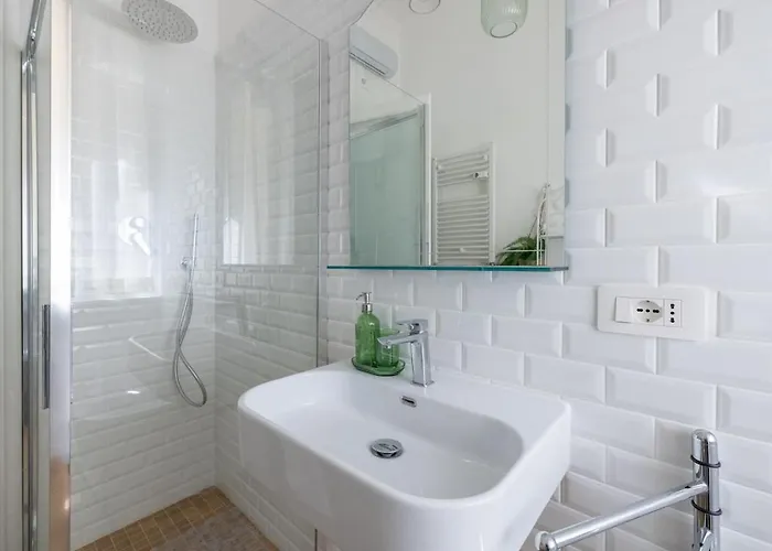 Paolina Garden Flat 4pp Daire